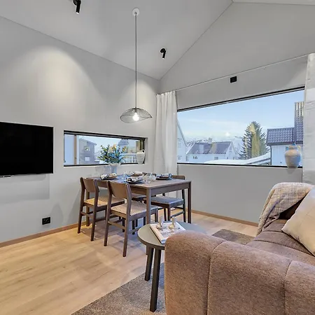 아파트 Brand New Mini Close To Center *