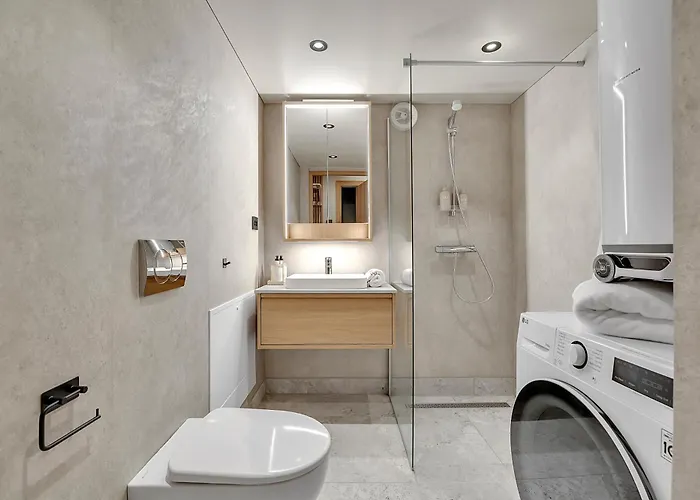 Brand New Mini Close To Center 아파트 트롬쇠